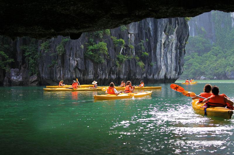 Erleben Sie nachhaltige Aktivitäten – Halong Travel